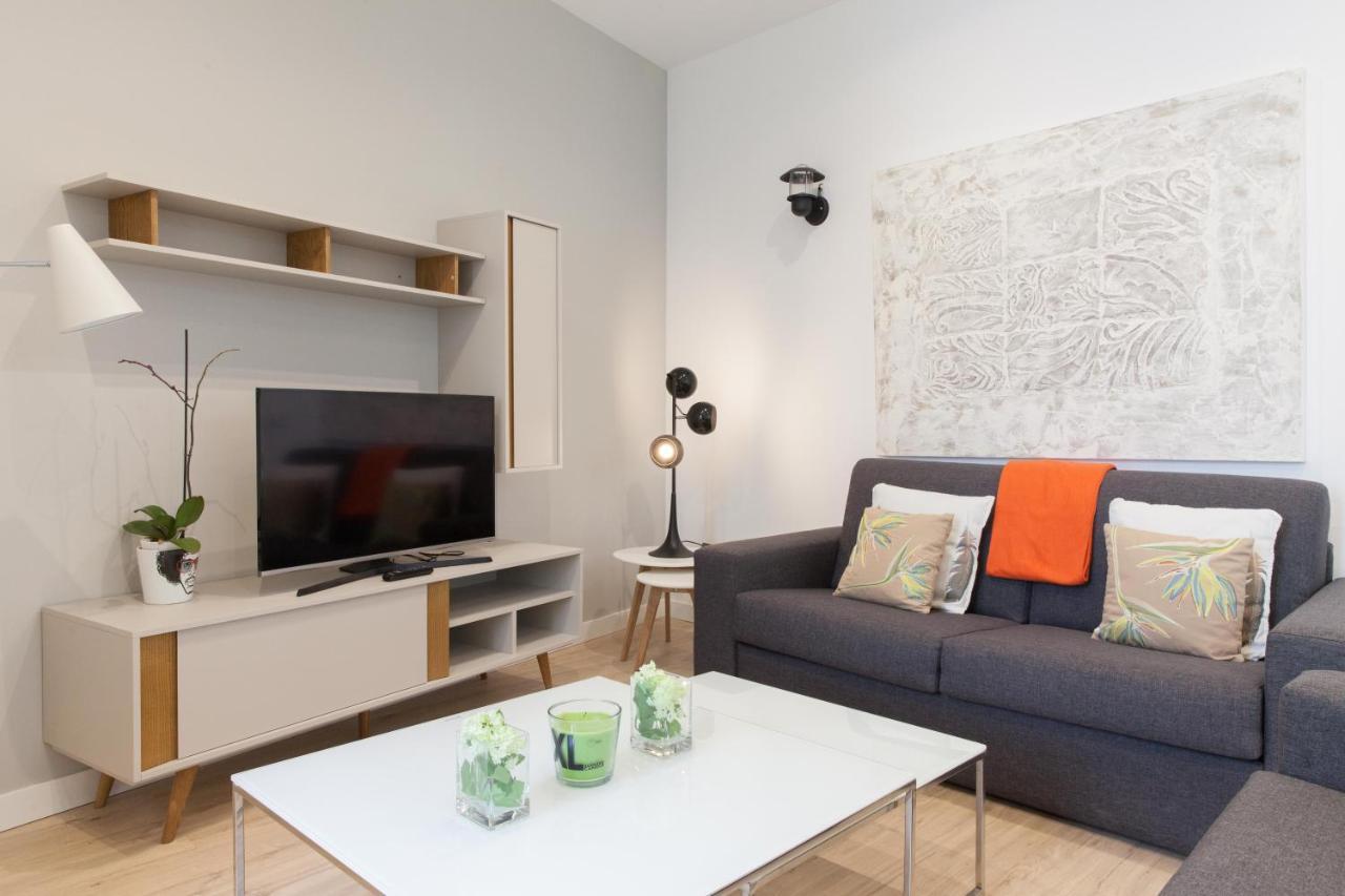 For You Rentals New Design Apartment Temporal Puerta Del Sol Pre10C Madrid Exterior foto