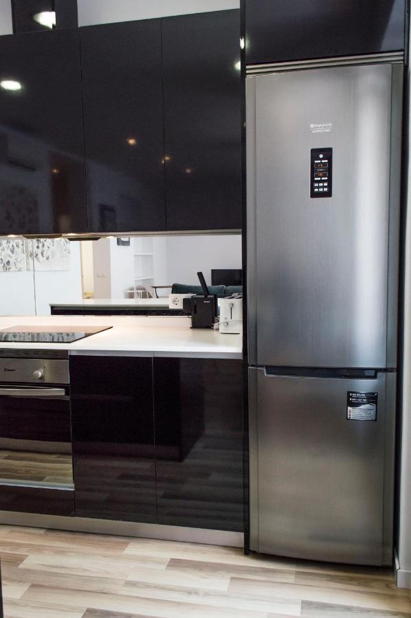 For You Rentals New Design Apartment Temporal Puerta Del Sol Pre10C Madrid Exterior foto