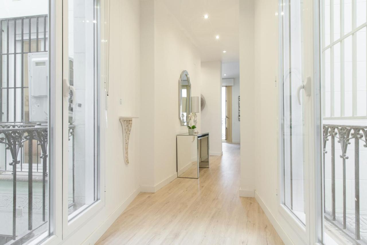 For You Rentals New Design Apartment Temporal Puerta Del Sol Pre10C Madrid Exterior foto