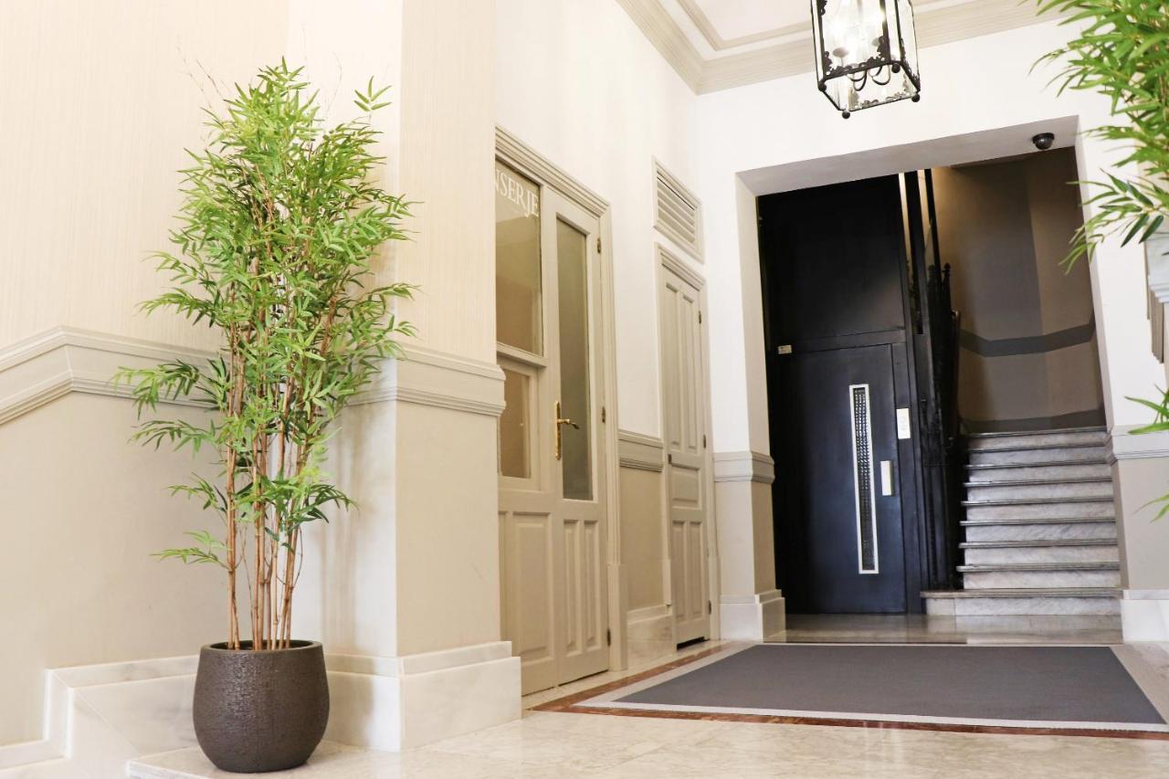 For You Rentals New Design Apartment Temporal Puerta Del Sol Pre10C Madrid Exterior foto